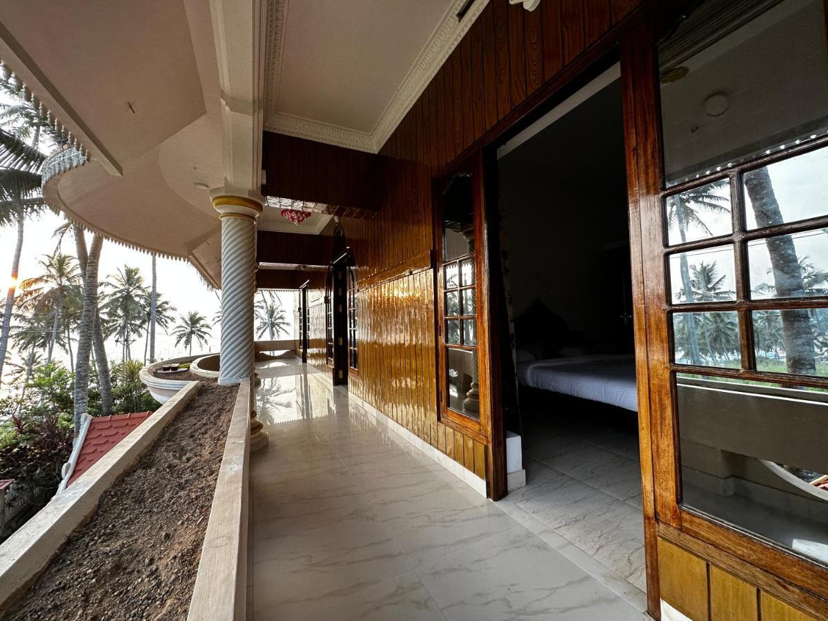 Kovalam Beach House Bagian luar foto